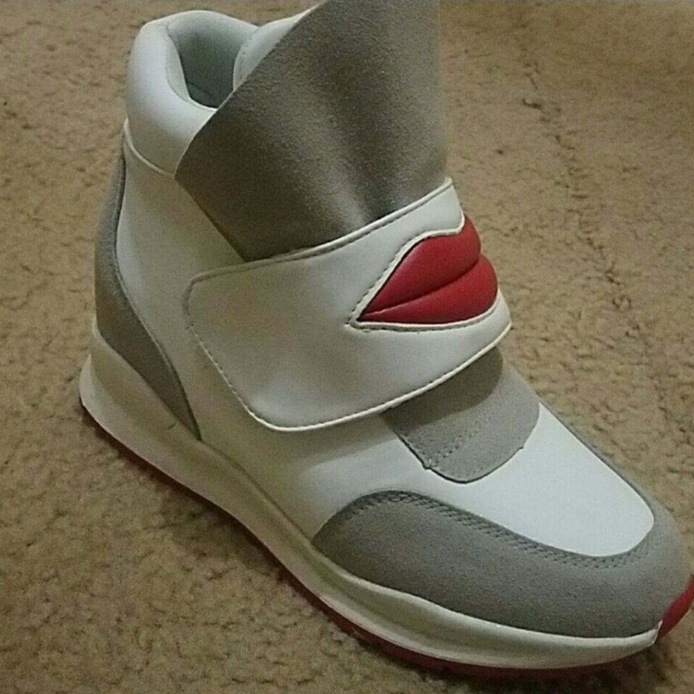 Tenis